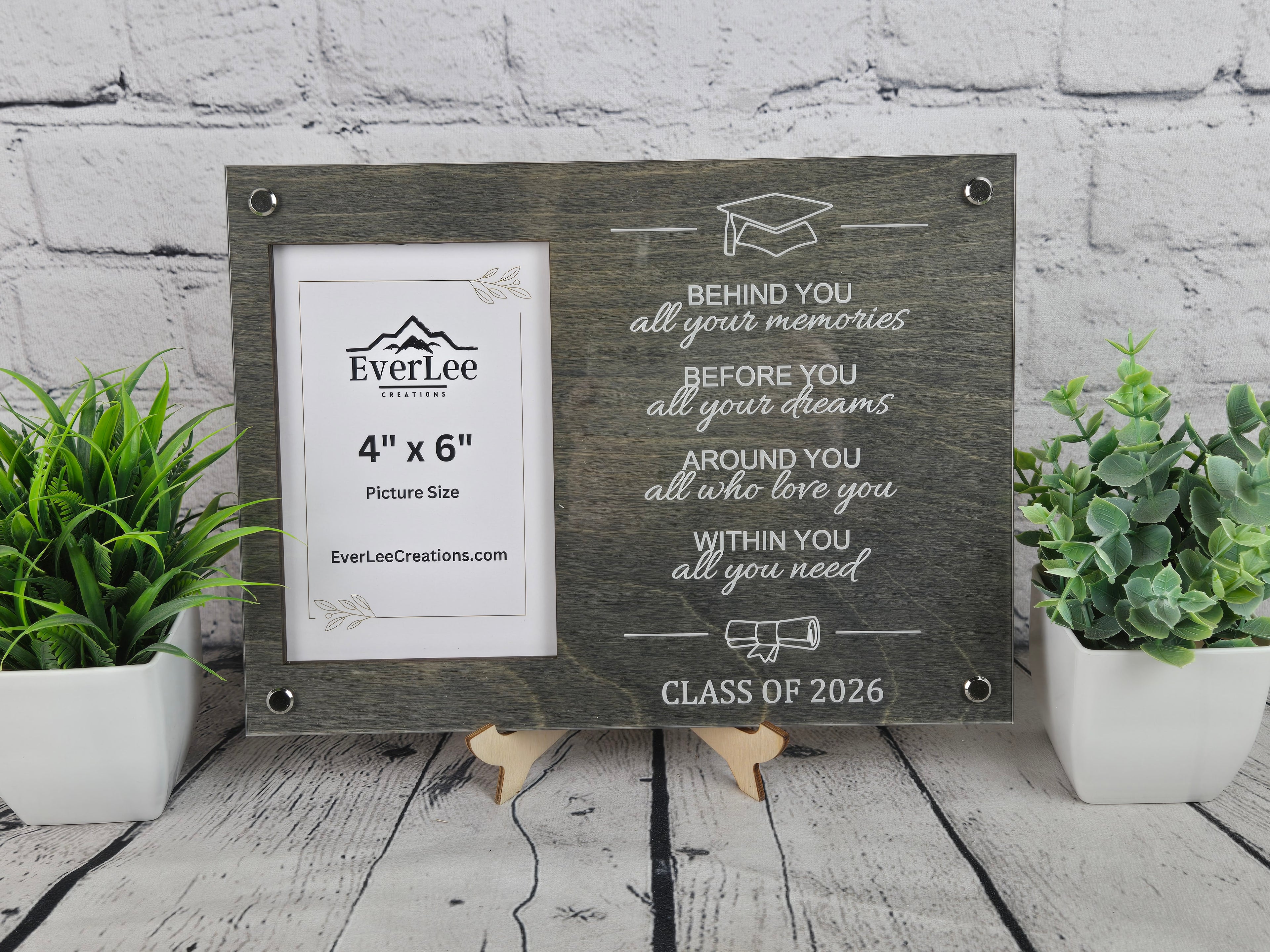 Graduation Frame
